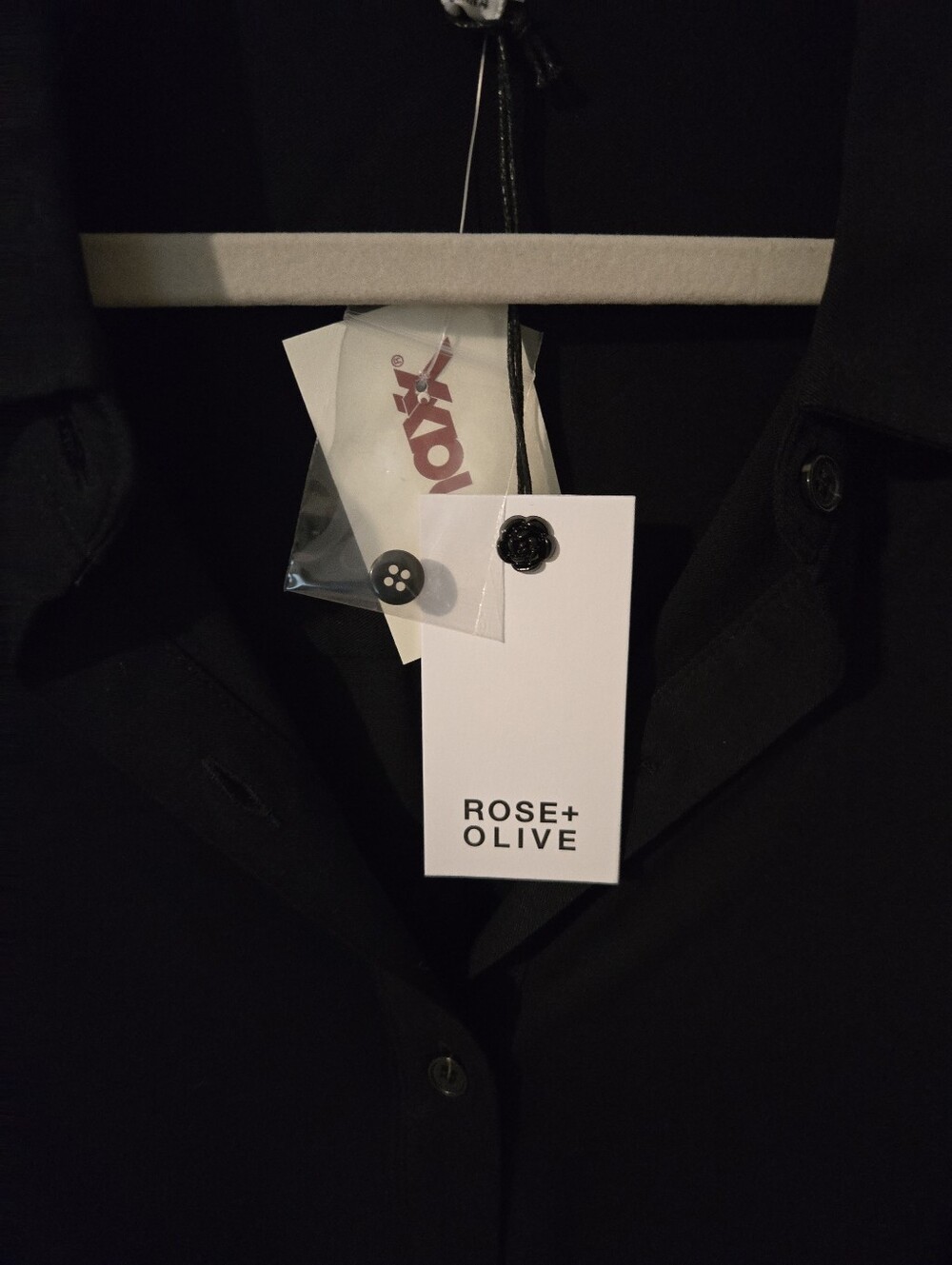 Rose & Olive Black Short-Sleeve Button Front Shirt - Picture 3 of 6